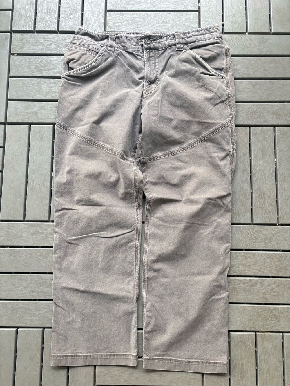 The North Face Men's Gray Chinos - Straight Fit